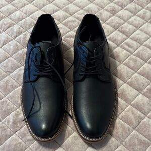 Steve Madden Black Leather Oxfords